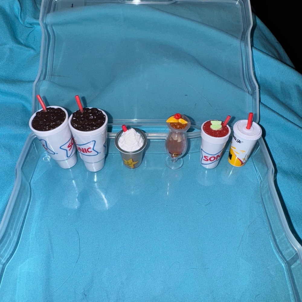 Miniature Sonic Drink Set